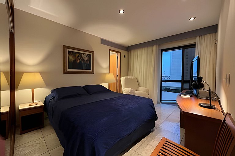 Frontbeach Upscale in the Heart of Ipanema up/to 4