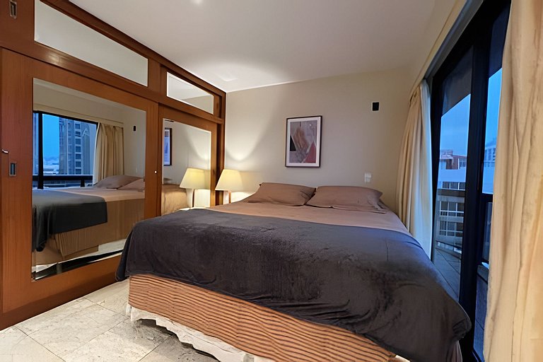 Frontbeach Upscale in the Heart of Ipanema up/to 4