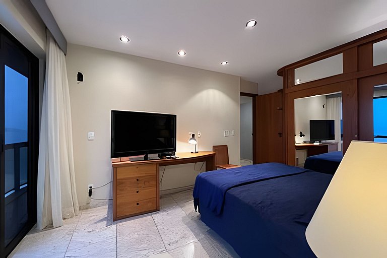 Frontbeach Upscale in the Heart of Ipanema up/to 4