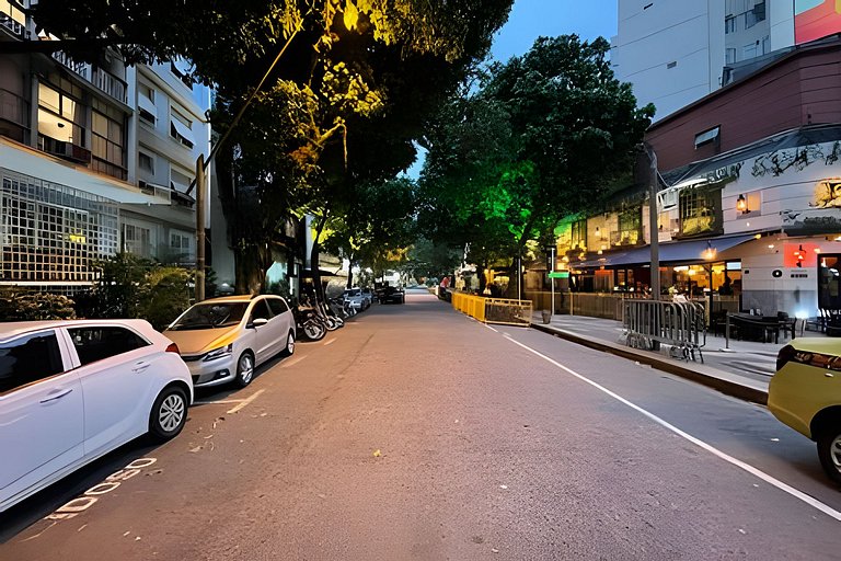 Aconchego e Estilo - Posto 12 - Leblon - WiFi 240M