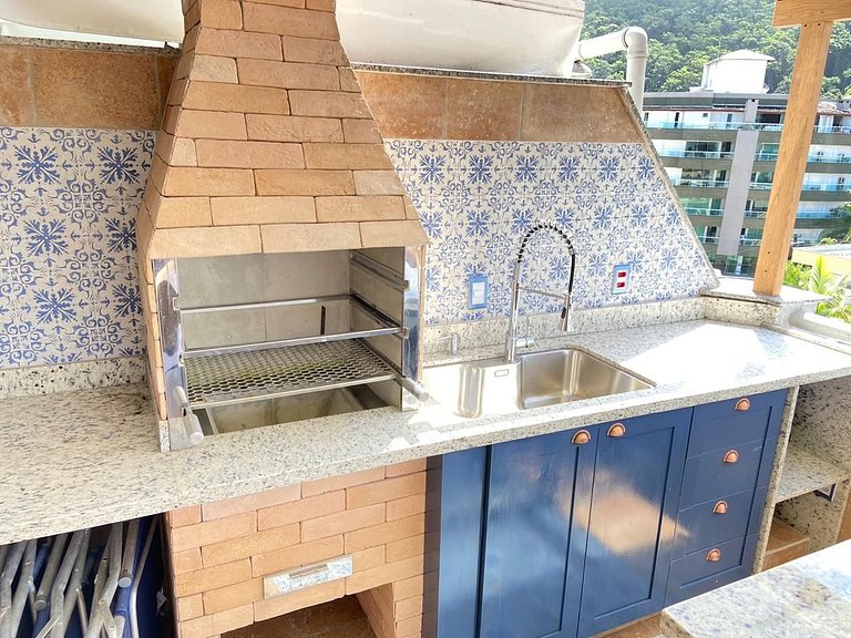 Terraço Mediterrâneo a 50 m da praia ate 4 pessoas