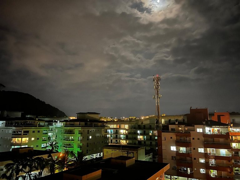 Terraço Mediterrâneo a 50 m da praia ate 4 pessoas