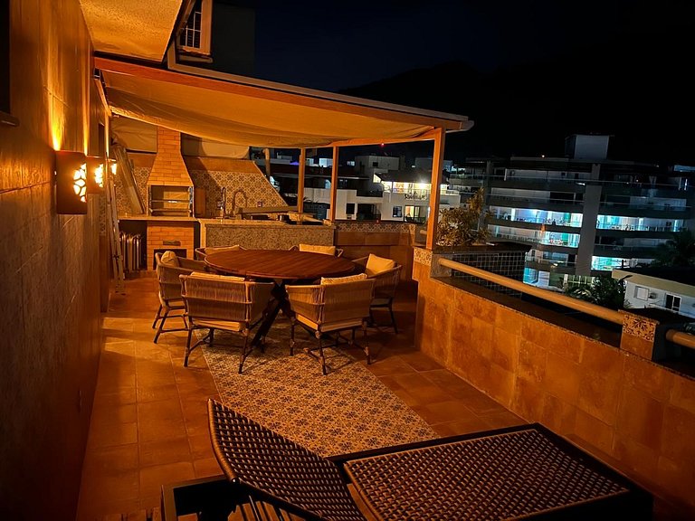 Terraço Mediterrâneo a 50 m da praia ate 4 pessoas