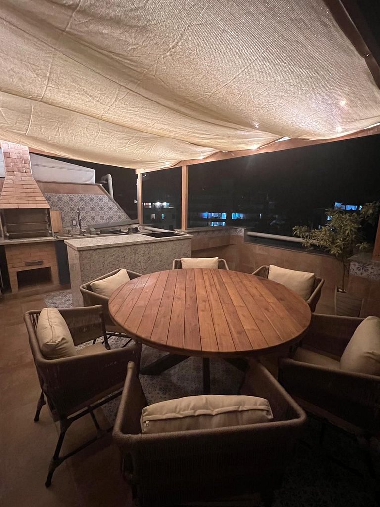 Terraço Mediterrâneo a 50 m da praia ate 4 pessoas