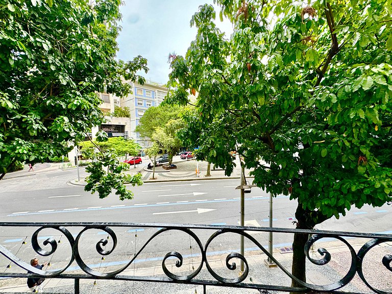 Sofisticação na Praça mais badalada do Leblon