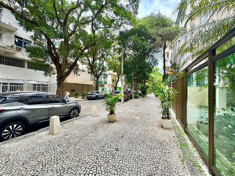 Super quarto sala com cama KING SIZE em Ipanema