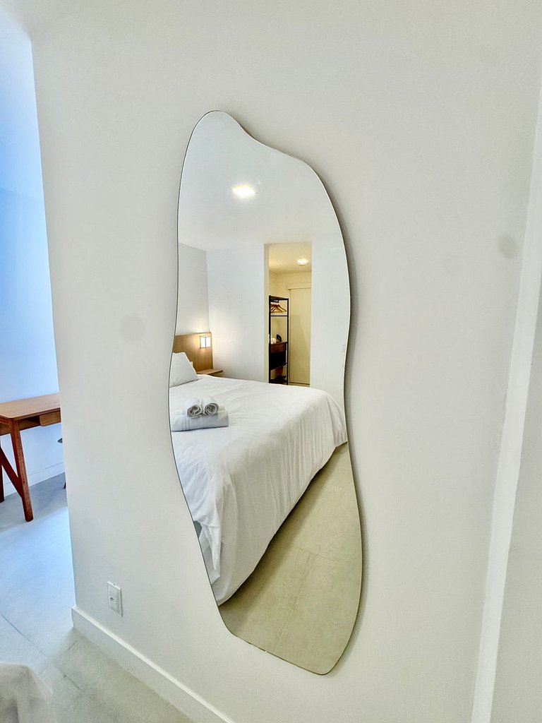 Super quarto sala com cama KING SIZE em Ipanema