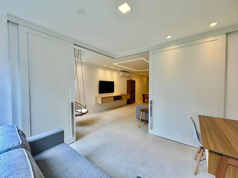 Super quarto sala com cama KING SIZE em Ipanema