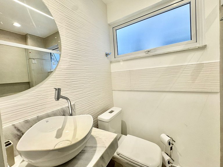 Super quarto sala com cama KING SIZE em Ipanema