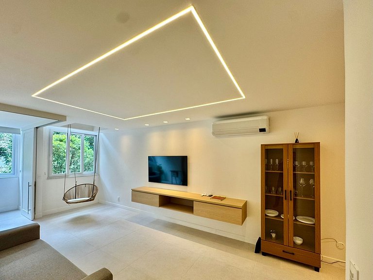 Super quarto sala com cama KING SIZE em Ipanema